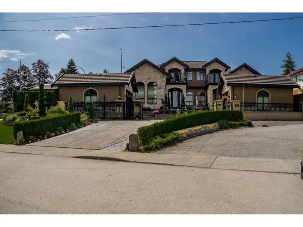 5957 Forglen DR, Burnaby, BC V5H 3L4