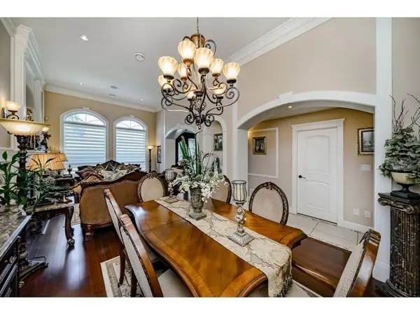 5955 Forglen DR, Burnaby, BC V5H 3L4