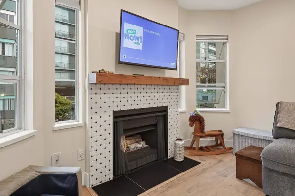 1280 Nicola ST #202, Vancouver, BC V6G 2E9
