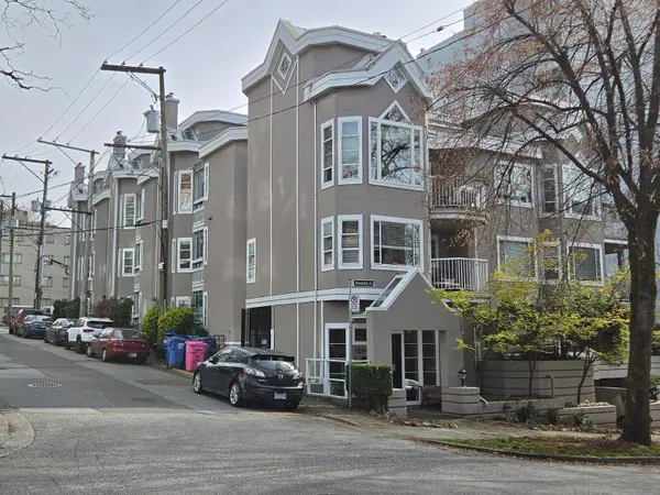 1280 Nicola ST #202, Vancouver, BC V6G 2E9