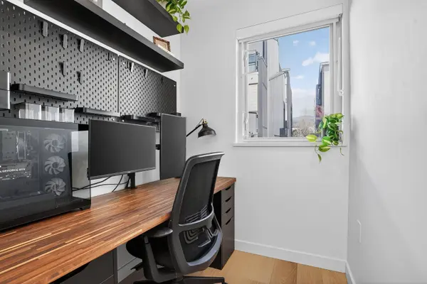 650 E 2nd ST #225, North Vancouver, BC V7L 1G8