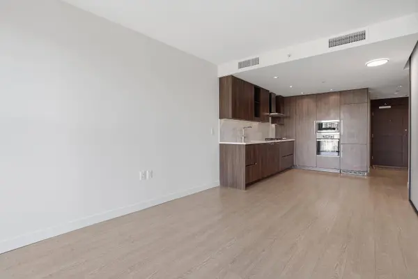87 Nelson ST #1887, Vancouver, BC V6Z 0E8