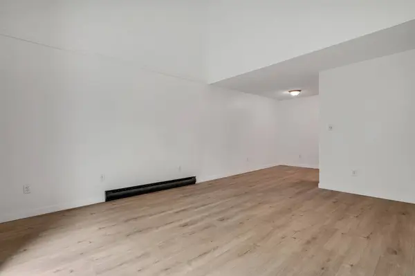 4363 Halifax ST #311, Burnaby, BC V5C 5Z3