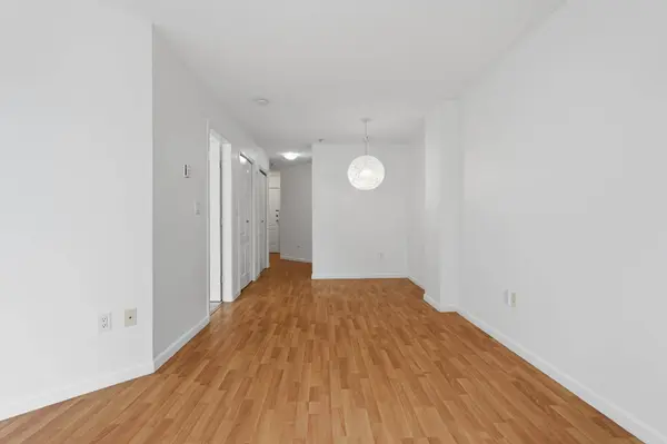 189 Ontario PL #408, Vancouver, BC V5W 4C6