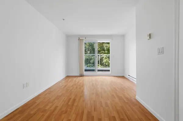 189 Ontario PL #408, Vancouver, BC V5W 4C6