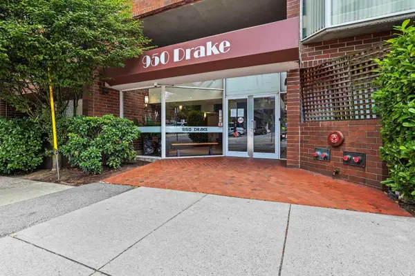 950 Drake ST #206, Vancouver, BC V6Z 2B9