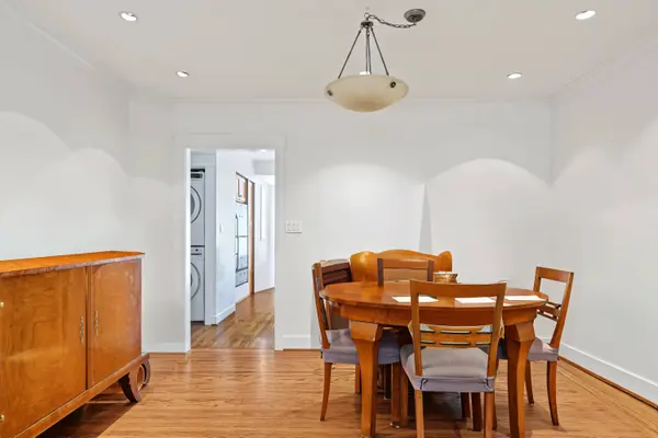 462 W 19th Ave, Vancouver, BC V5Y 2B9