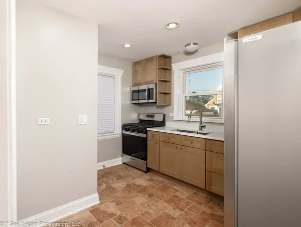 425 47TH AVE, Bellwood, IL 60104