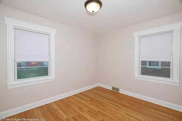 425 47TH AVE, Bellwood, IL 60104