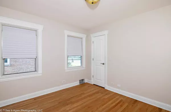 425 47TH AVE, Bellwood, IL 60104