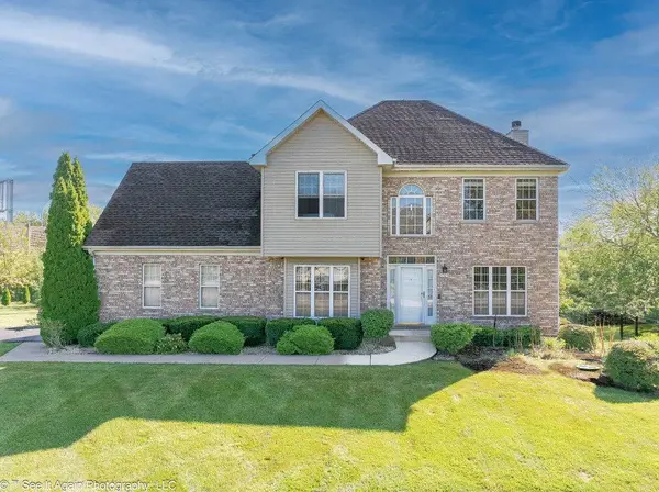 1705 Seward ST, Roselle, IL 60172