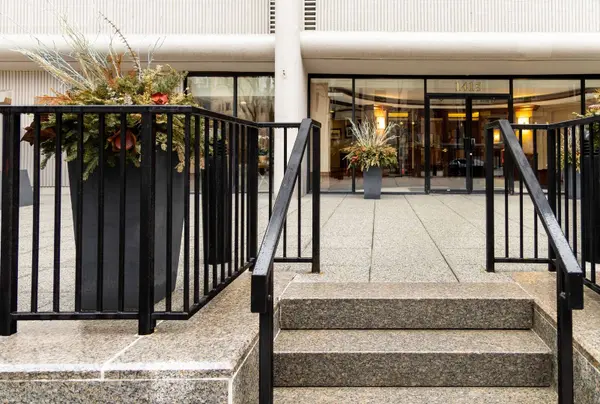 1415 N Dearborn ST #17D, Chicago, IL 60610
