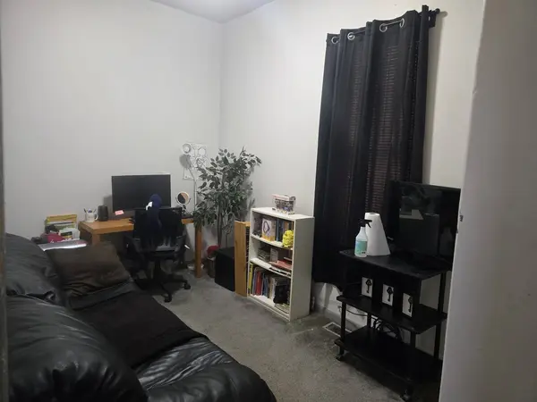 7204 S Rhodes AVE, Chicago, IL 60619