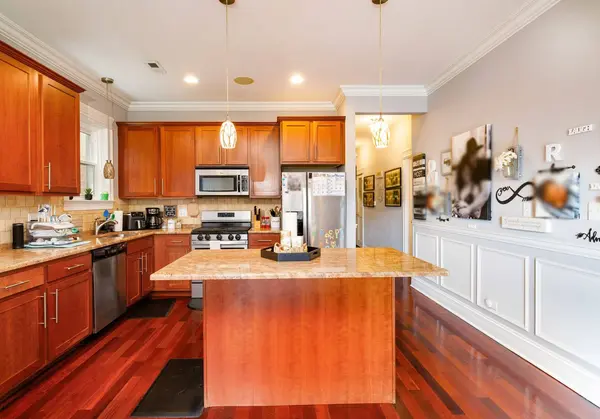 4412 S INDIANA AVE #2S, Chicago, IL 60653