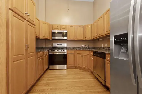 4020 S Drexel BLVD #1, Chicago, IL 60653
