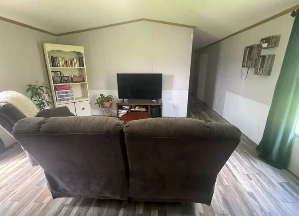 290 Vz County Road 3111, Edgewood, TX 75117