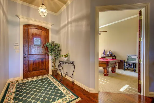 1066 Canyon Lake Road, Wills Point, TX 75169