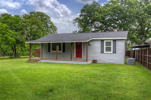 10065 Comanche, Quinlan, TX 75474