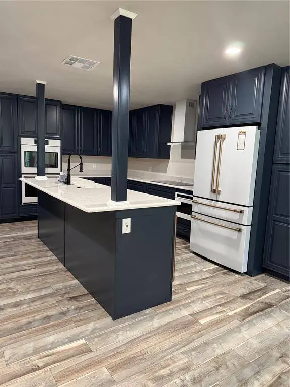 511 Commerce Street, Kemp, TX 75143