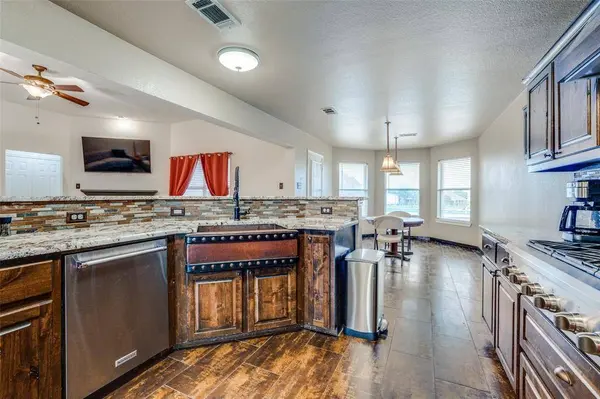 14090 Fox Chase Drive, Forney, TX 75126