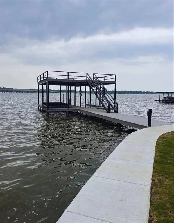105 Donna Drive, Gun Barrel City, TX 75156
