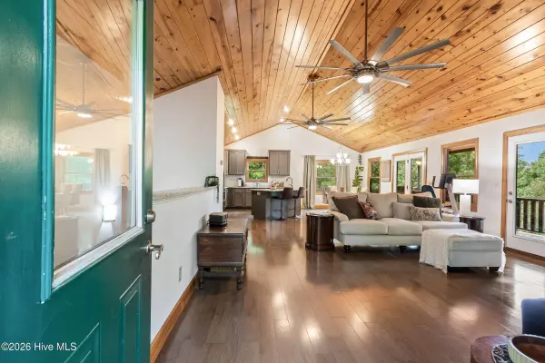 380 Bear TRL, Murphy, NC 28906