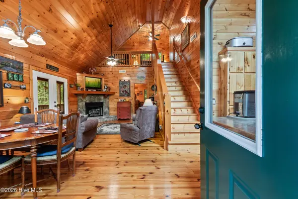 104 Antler LN, Murphy, NC 28906