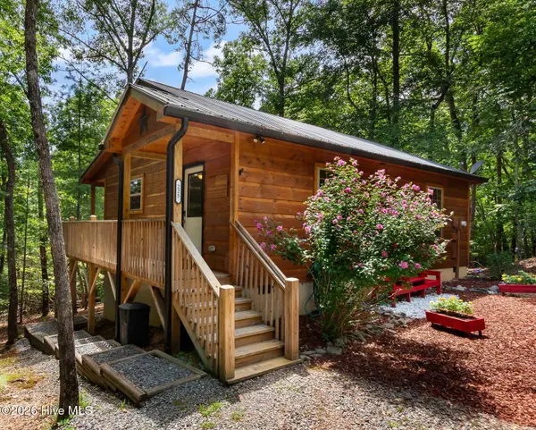 225 Dawsons LN