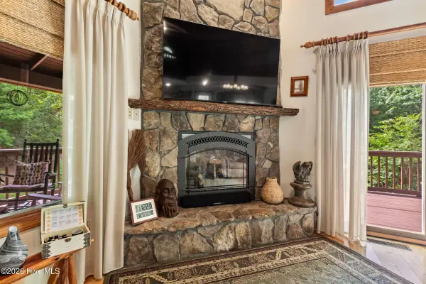 390 Timberwood Hills RD, Murphy, NC 28906