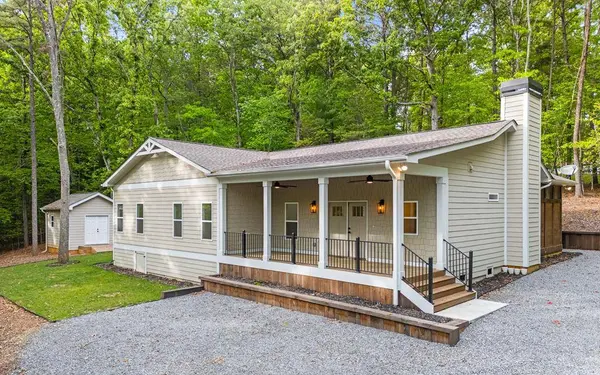 52 Honeysuckle DR