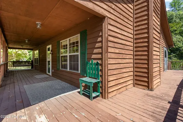 96 Loh Island DR, Murphy, NC 28906