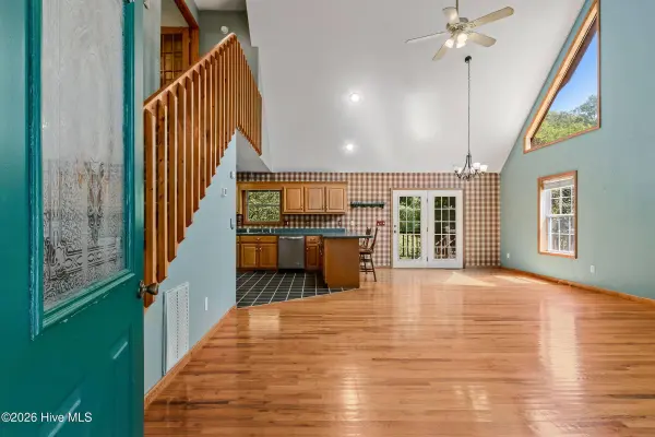 96 Loh Island DR, Murphy, NC 28906