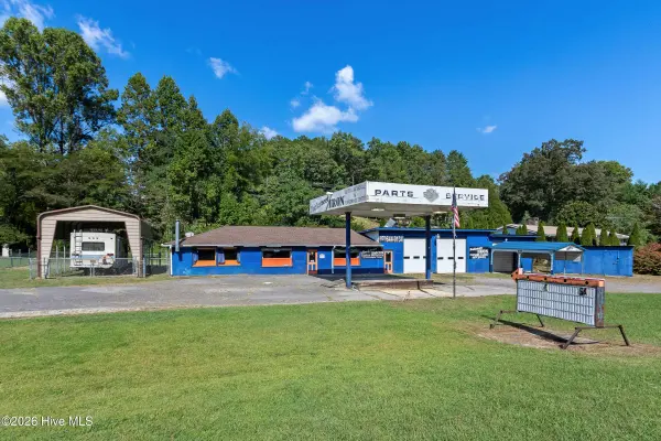7878 W Us Highway 64, Murphy, NC 28906