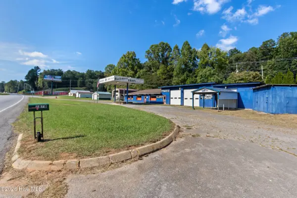 7878 W Us Highway 64, Murphy, NC 28906
