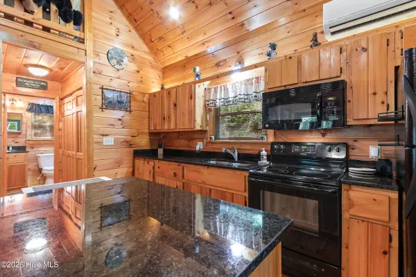 167 Lemon Drop LN, Murphy, NC 28906