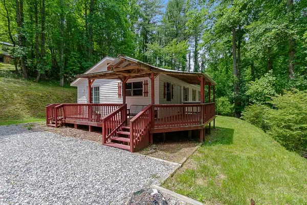 60 Fleming Street, Murphy, NC 28906