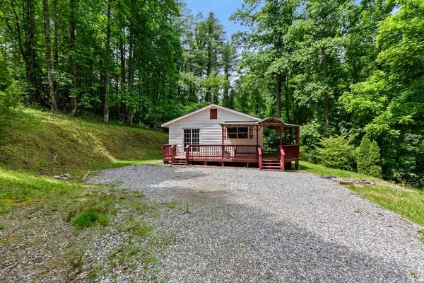 60 Fleming Street, Murphy, NC 28906