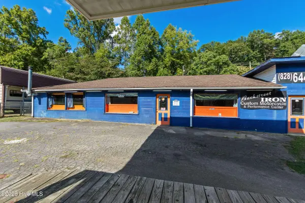 7878 W Us Highway 64, Murphy, NC 28906