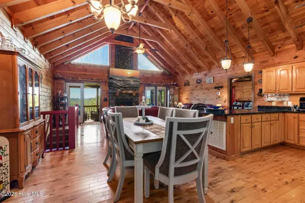 1608 Cardinal RD, Murphy, NC 28906