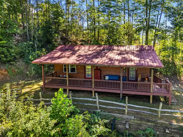 643 Zekes Trail, Marble, NC 28905
