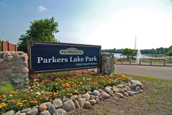 Plymouth - Parkers Lake