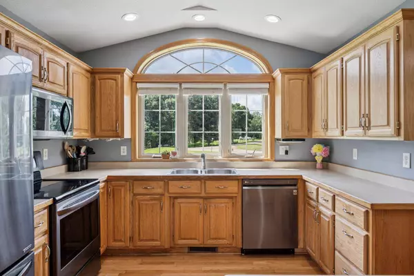 51823 Birch AVE, Rush City, MN 55069