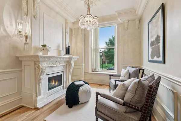 8 Grove ST #8B, Minneapolis, MN 55401