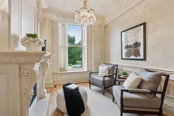 8 Grove ST #8B, Minneapolis, MN 55401