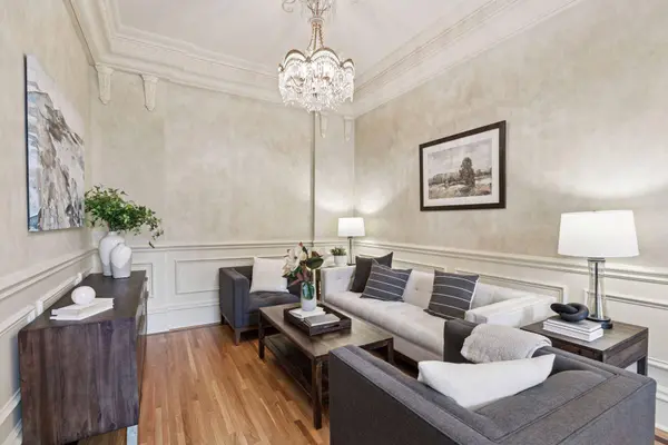 8 Grove ST #8B, Minneapolis, MN 55401