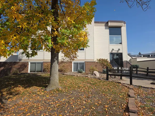 10720 Rockford RD #208