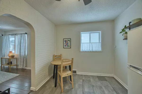 1521 15th Ave E, Hibbing, MN 55746