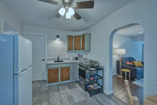 1521 15th Ave E, Hibbing, MN 55746