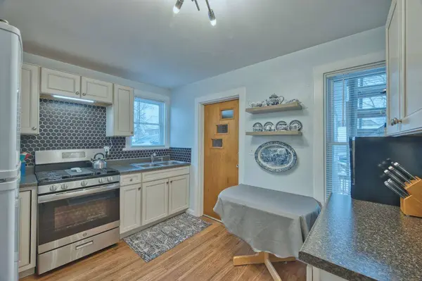 114 E 17th St, Hibbing, MN 55746