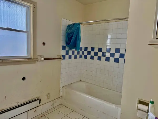 505 S 8 1/2 St, Virginia, MN 55792